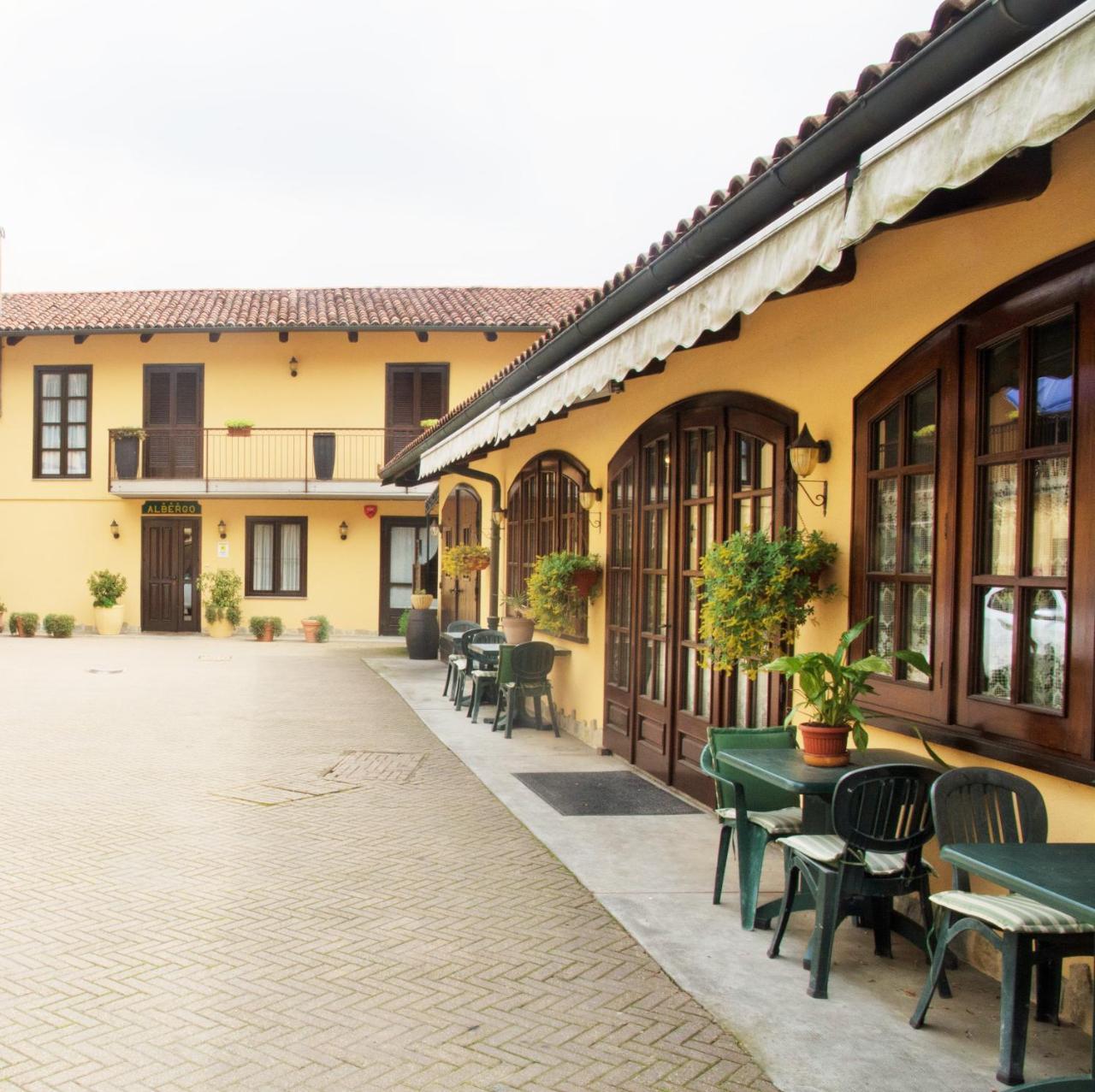Hotel Ciocca Castelnuovo Don Bosco Exterior foto